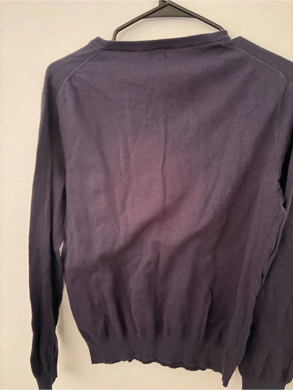 EHC J. Crew men’s Navy V-Neck Sweater